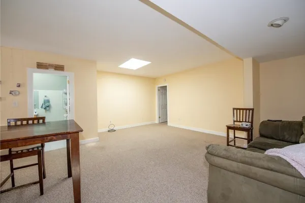 $2,000 | 58 Hollis Street, Unit B, Groton, MA 01450