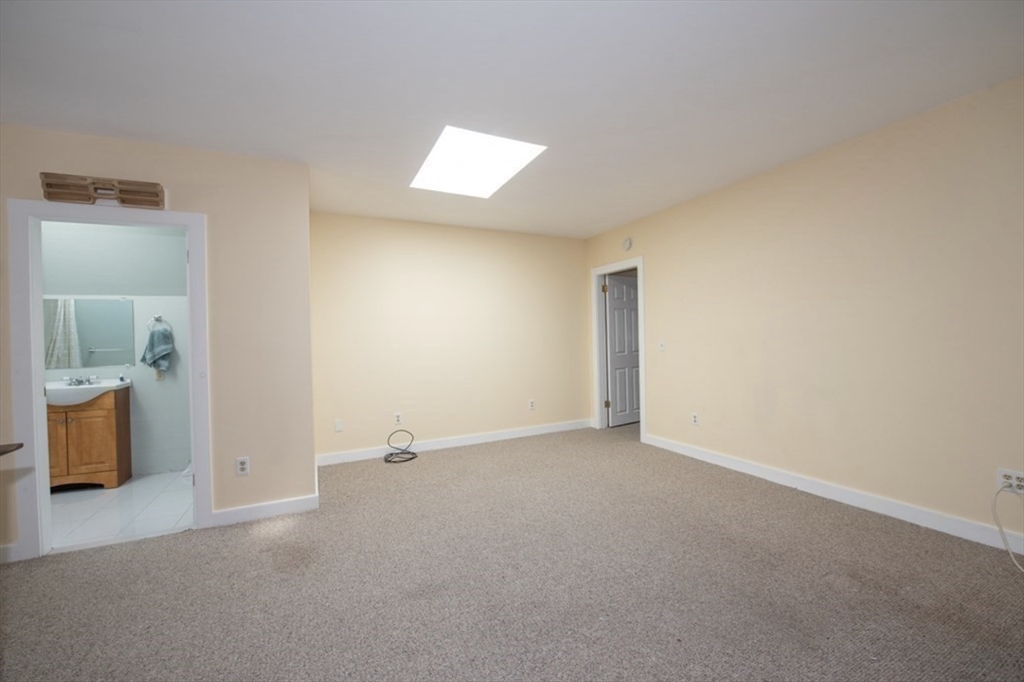 58 Hollis Street, Unit B Groton, MA 01450 - Photo 9 of 12