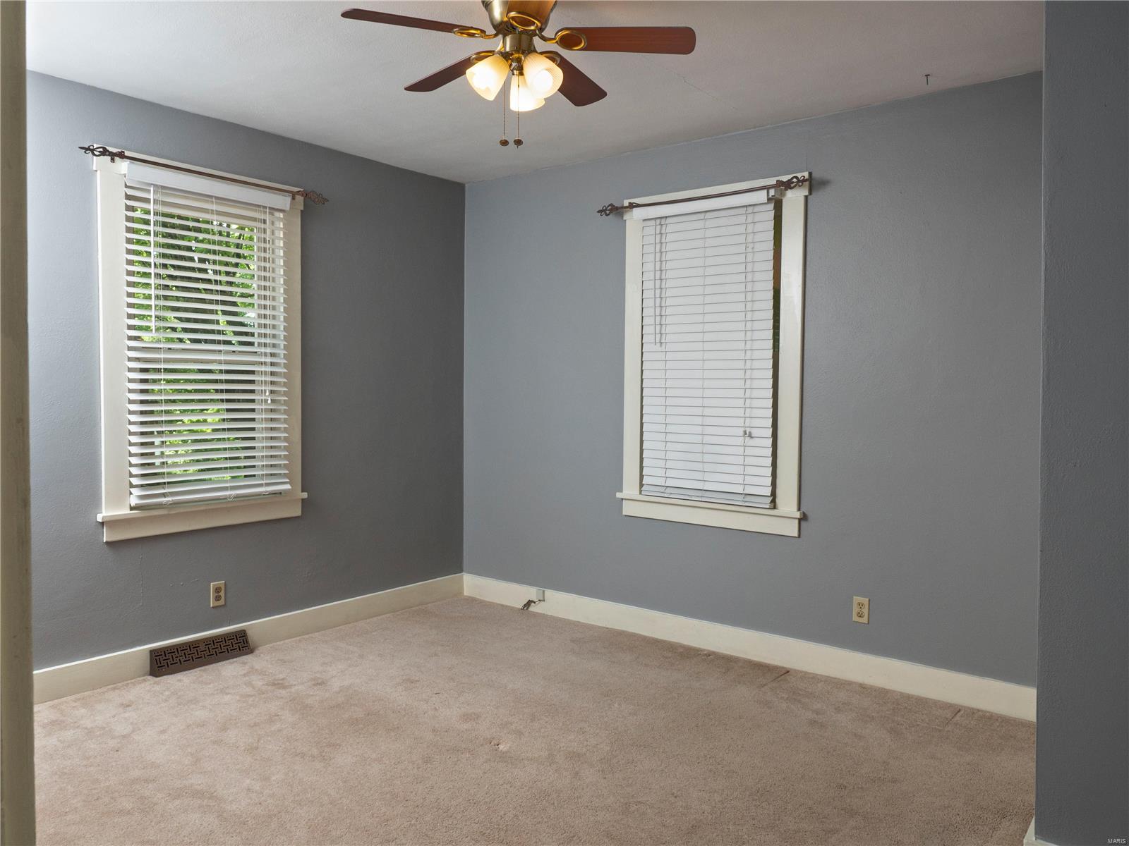 307 Flower Street Waterloo, IL 62298 - Photo 15 of 25