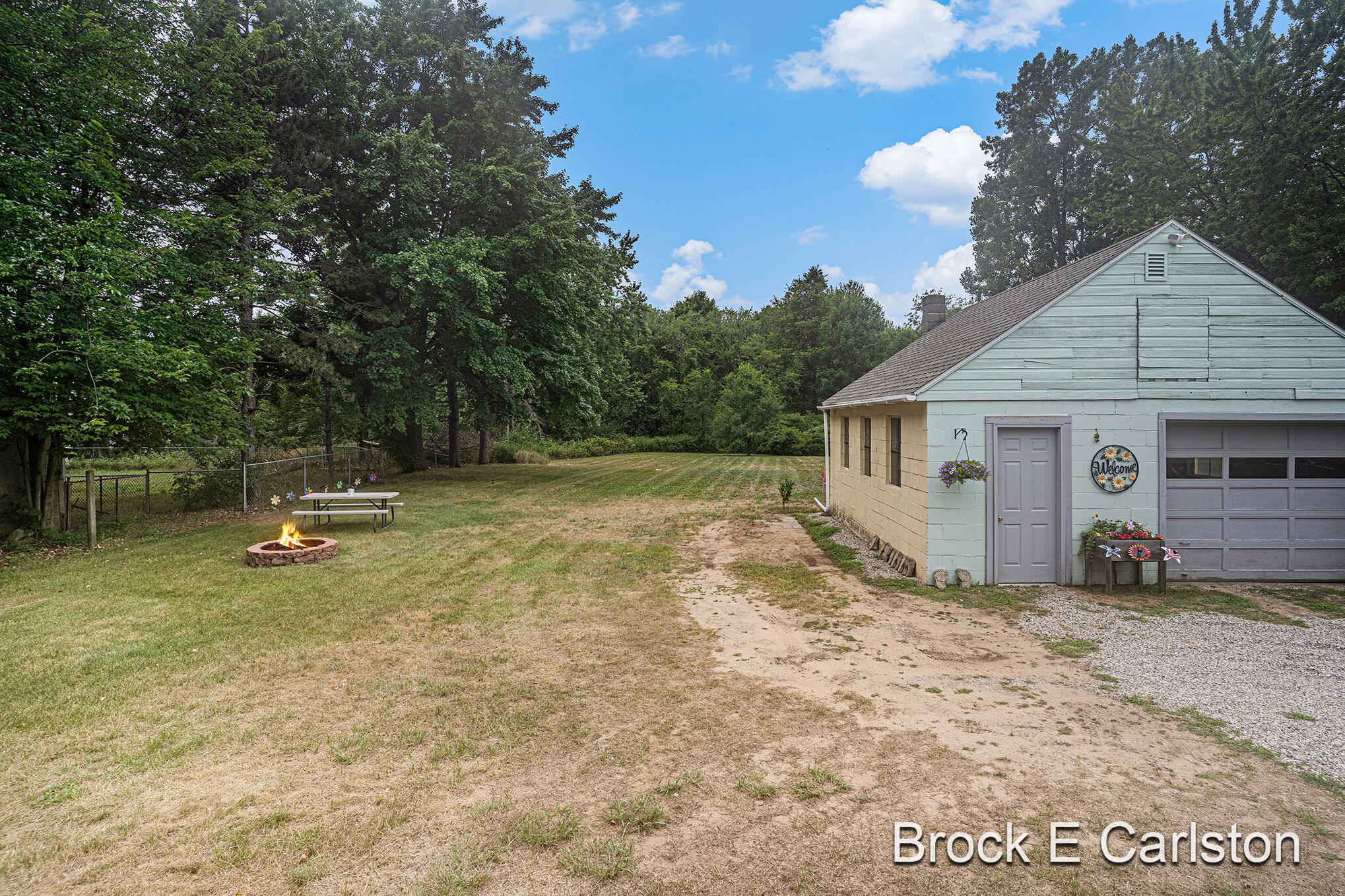 6289 Grand Haven Road Muskegon, MI 49441 - Photo 5 of 28 DSC01624