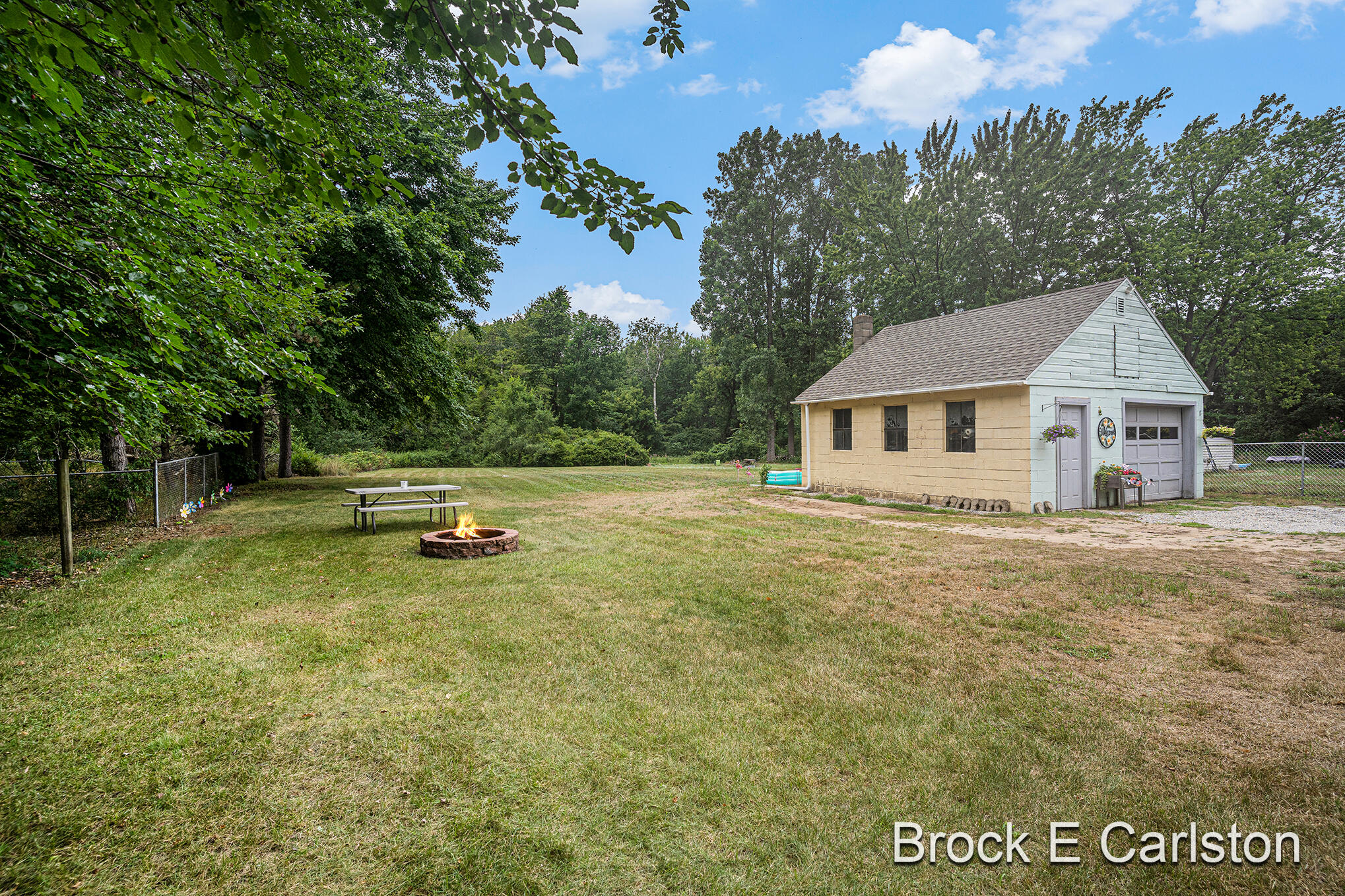 6289 Grand Haven Road Muskegon, MI 49441 - Photo 6 of 28 DSC01626