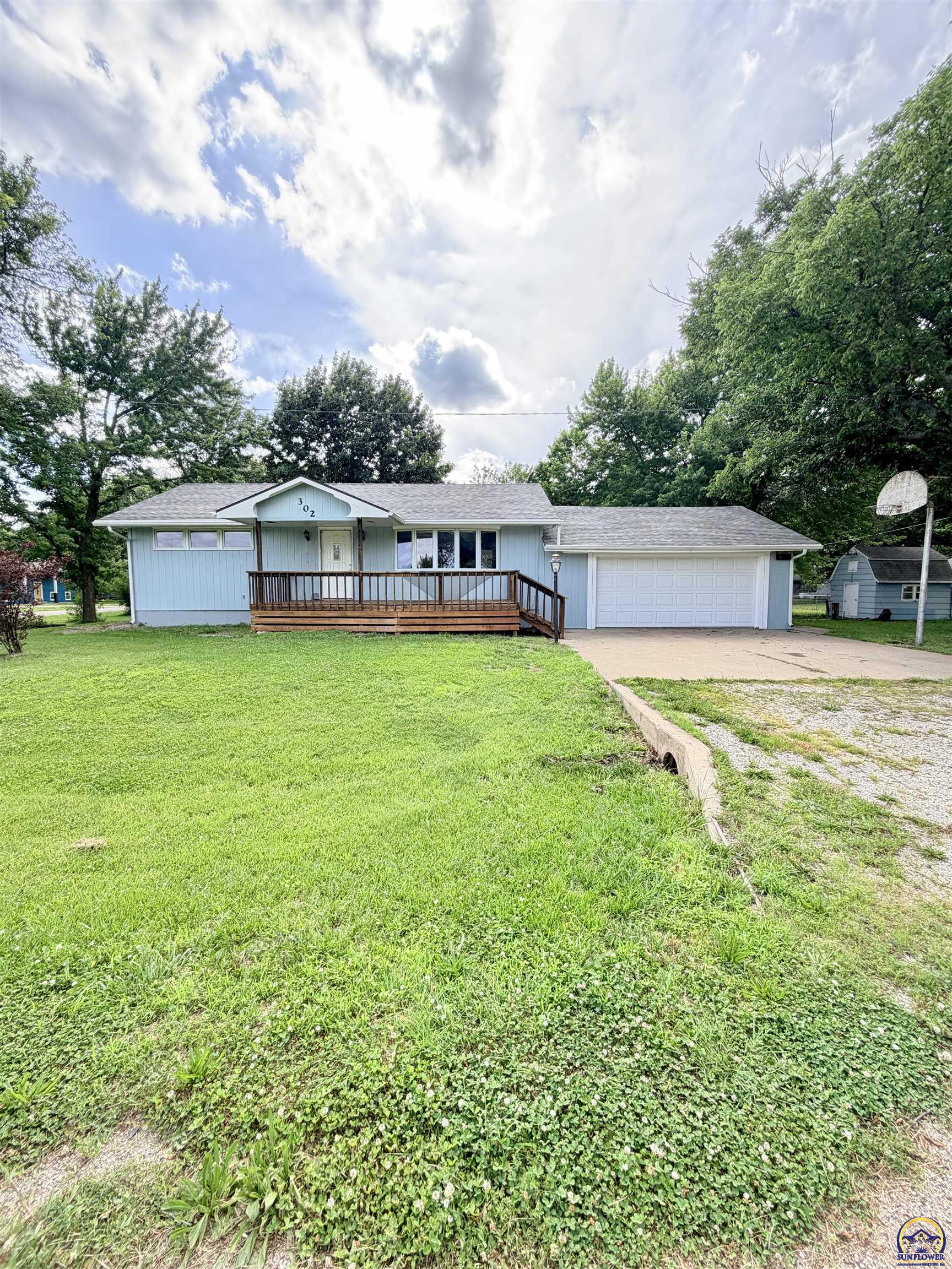 302 1st Street Americus, KS 66835 - Photo 28 of 44