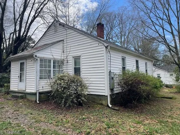 $1,299 | 3811 Fritz Street Southwest, Winston-Salem, NC 27104