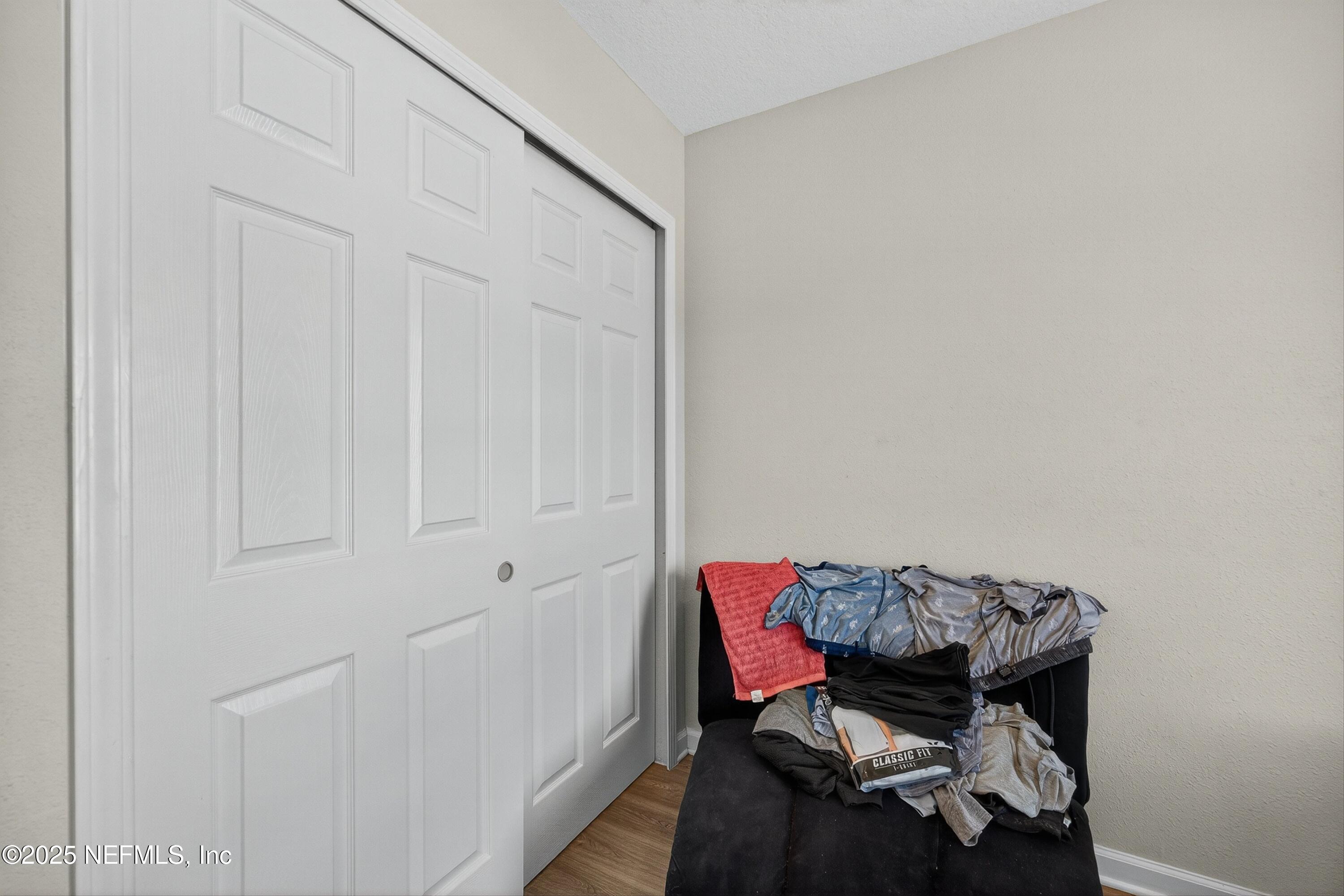 756 Talking Tree Drive Jacksonville, FL 32205 - Photo 23 of 26 a view of a workspace with furniture