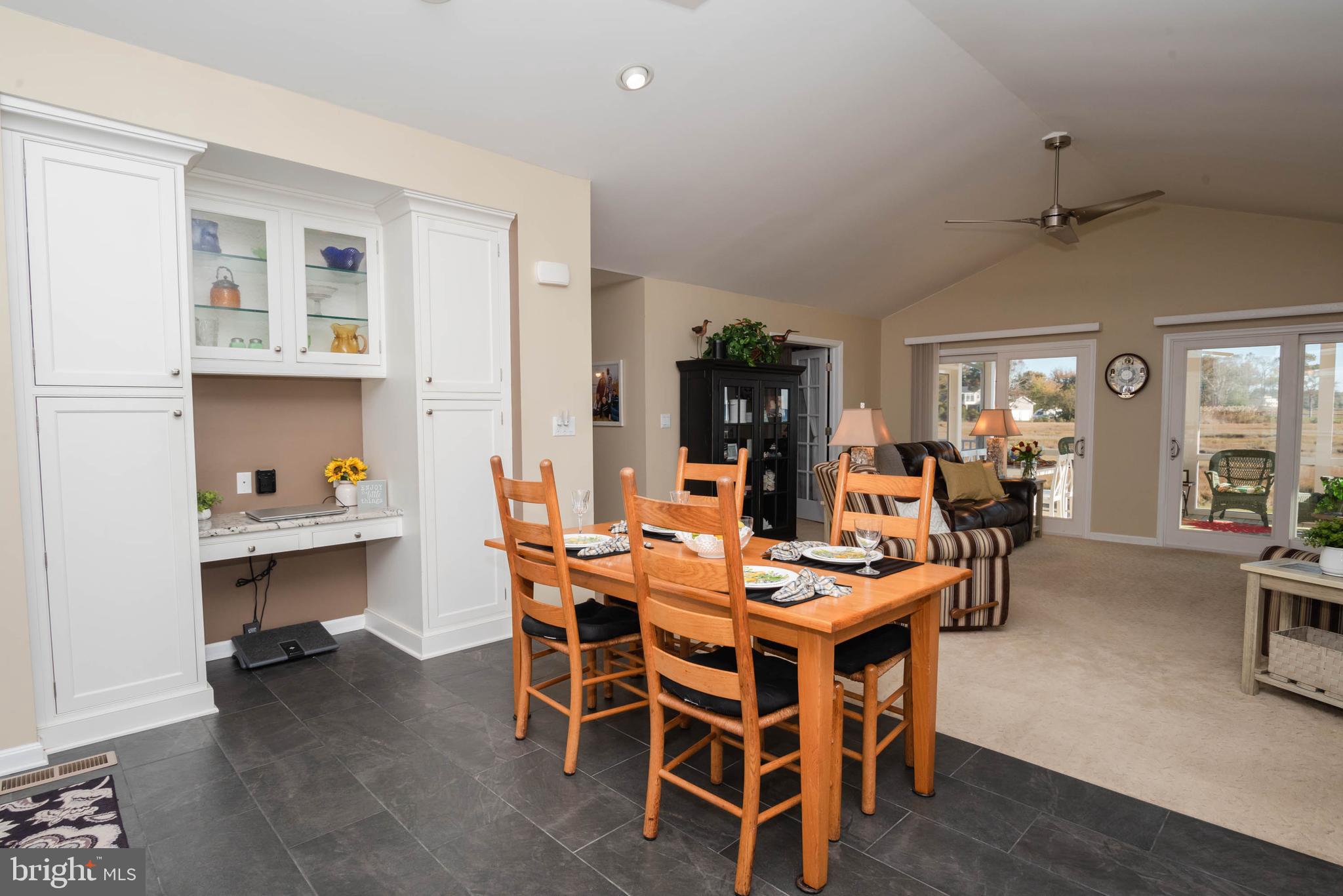 11501 Terrapin Point Road Berlin, MD 21811 - Photo 28 of 94 Built-in desk for convenience!