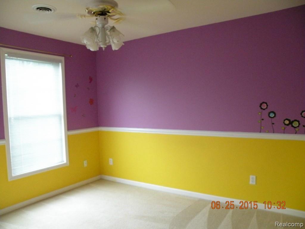 4196 Yankee Road St. Clair, MI 48079 - Photo 9 of 29 DSCN8705.jpg