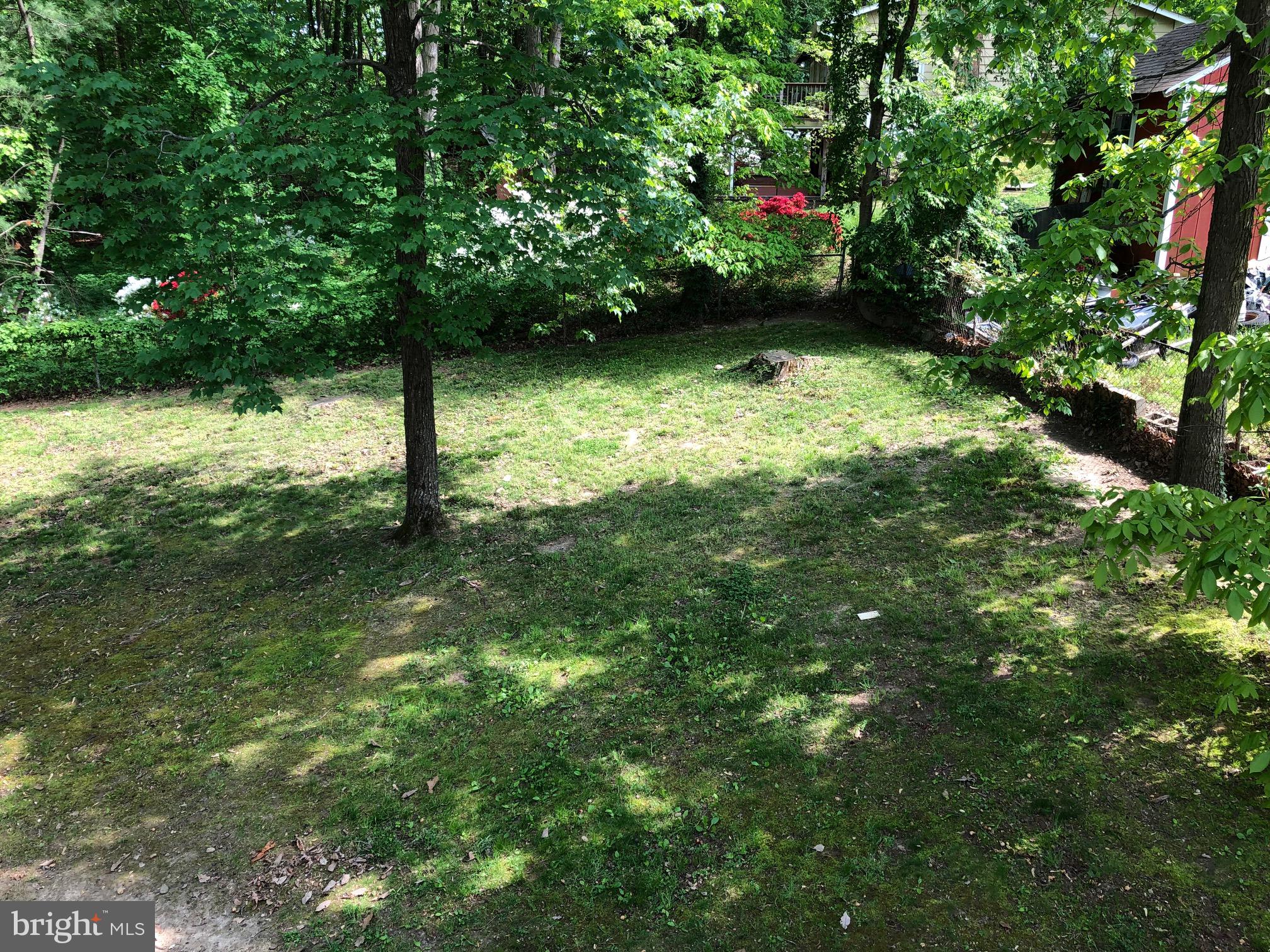 13229 Sturbridge Road Woodbridge, VA 22192 - Photo 18 of 27 Pivacy