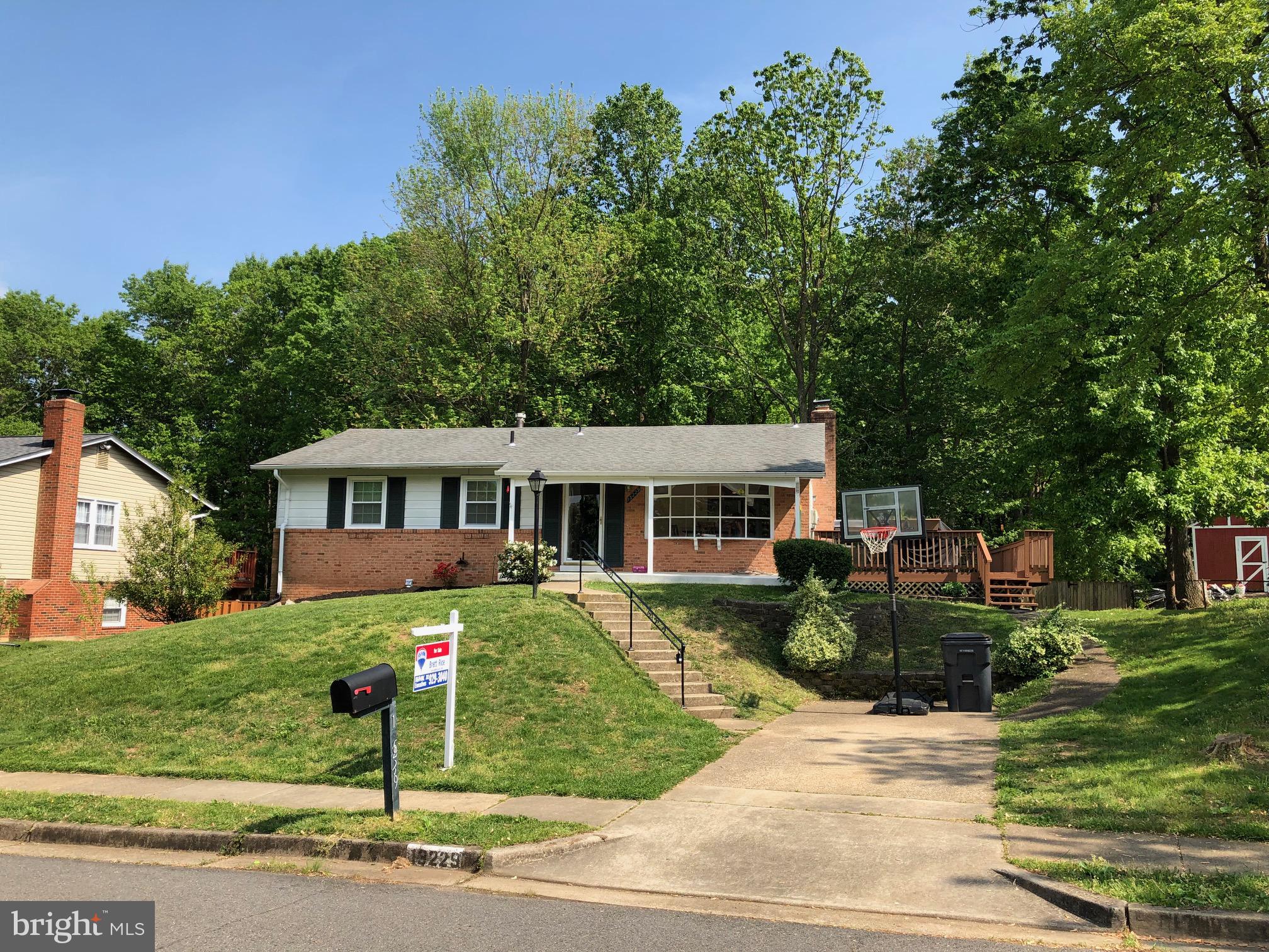 13229 Sturbridge Road Woodbridge, VA 22192 - Photo 22 of 27 Gallery Image 22