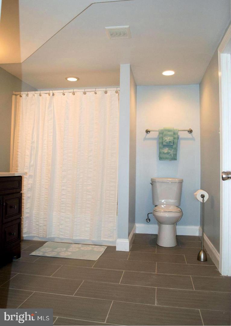 13229 Sturbridge Road Woodbridge, VA 22192 - Photo 6 of 27 Gallery Image 6