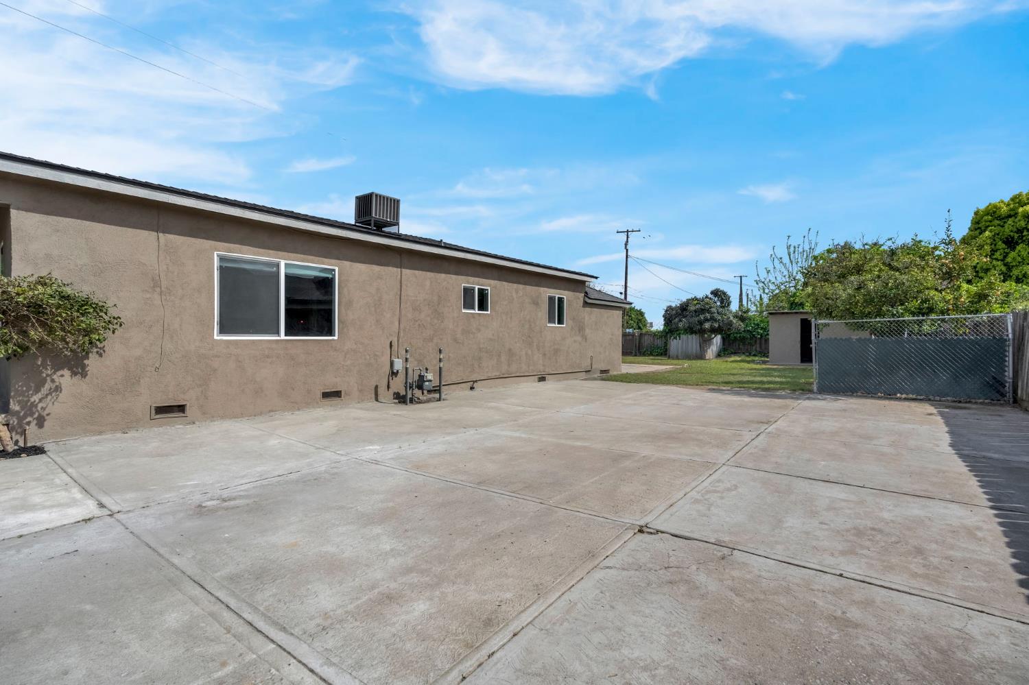 914 Clinton Street Madera, CA 93638 - Photo 31 of 32