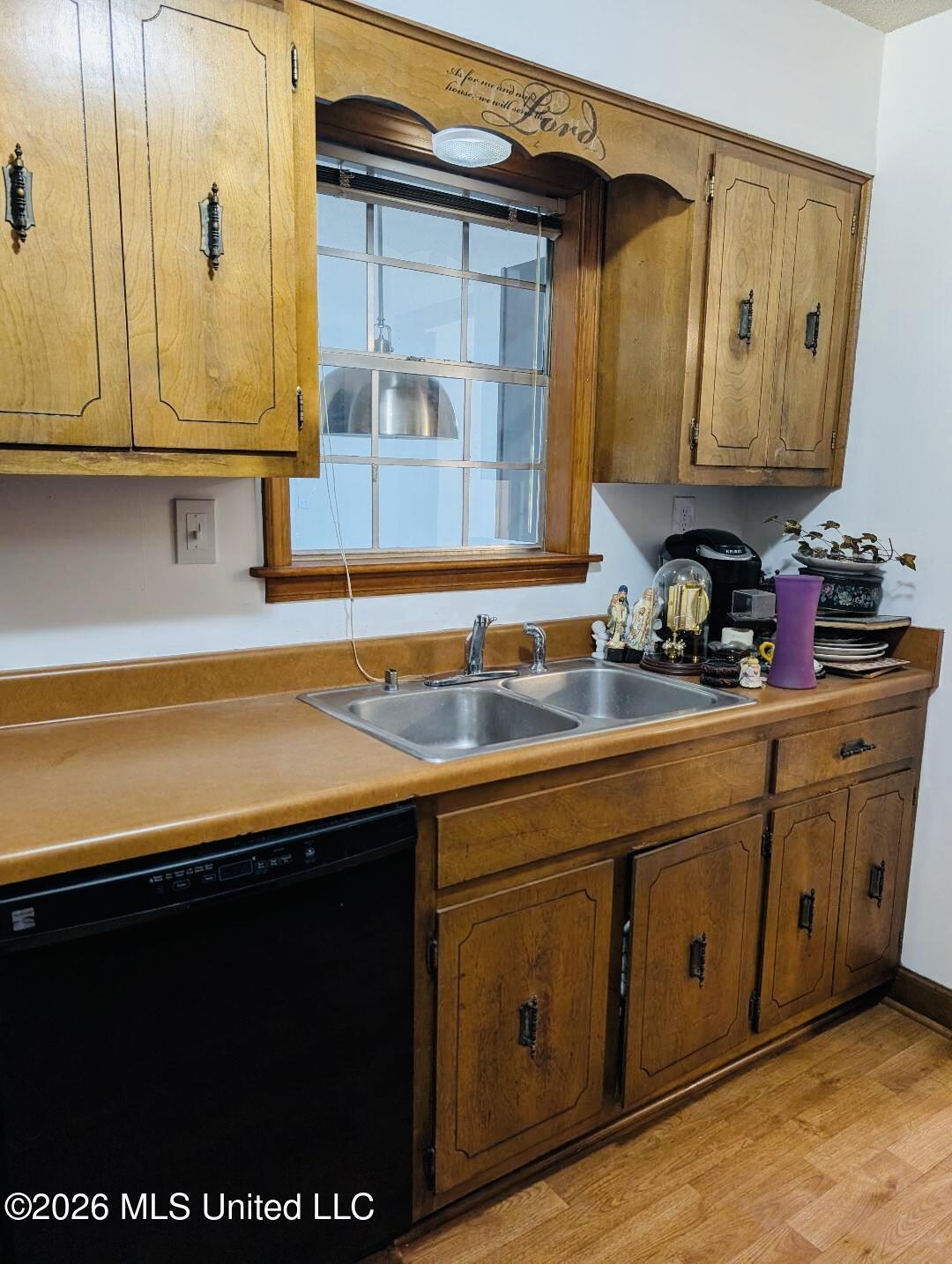 5656 Coleman Road Olive Branch, MS 38654 - Photo 23 of 42 Dishwasher and sink area