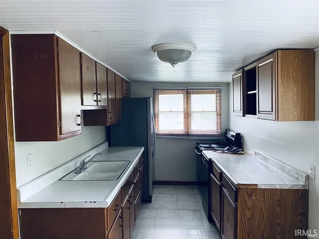 $1,800 | 214 East 11th Street, Bloomington, IN 47408