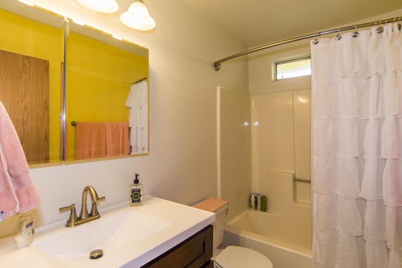 2450 North Bonnyview Road Redding, CA 96001 - Photo 15 of 20 bonnyview-120