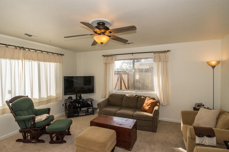 2450 North Bonnyview Road Redding, CA 96001 - Photo 4 of 20 bonnyview-104