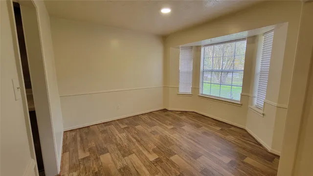 $199,000 | 1701 Rebecca Lane, Conroe, TX 77301