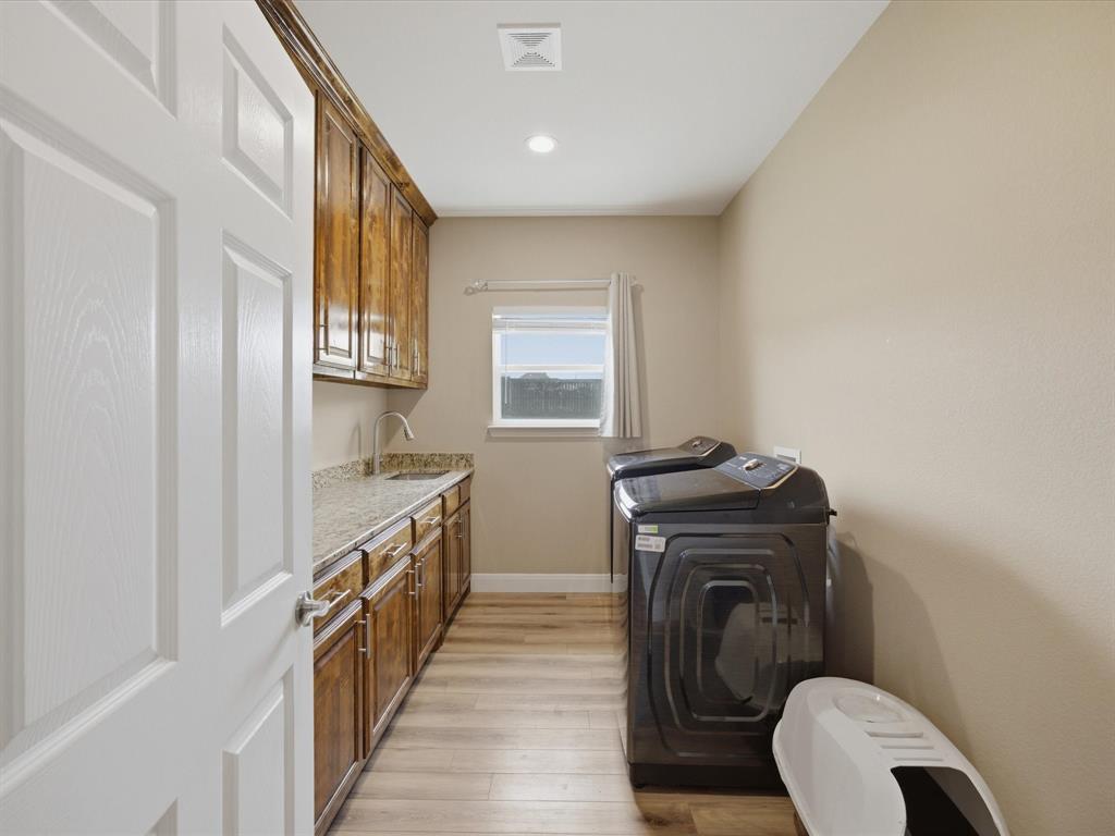 1032 Justin Drive Springtown, TX 76082 - Photo 28 of 40