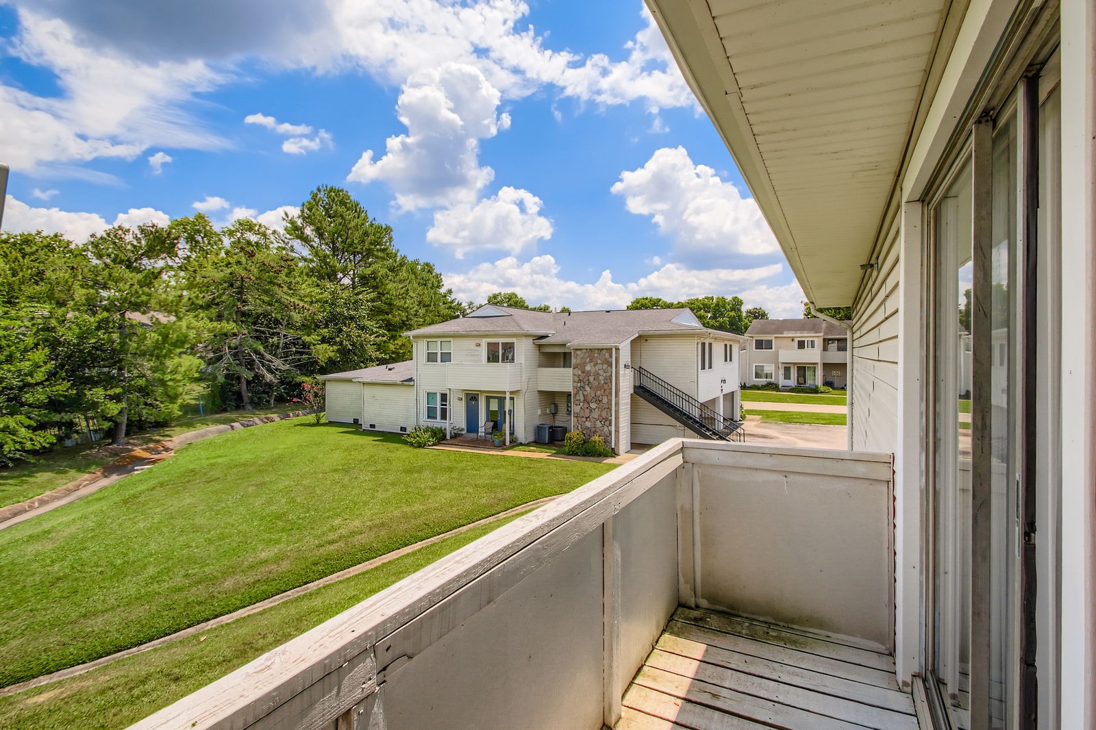 810 Bellevue Road, Unit 120 Nashville, TN 37221 - Photo 22 of 33 a view of an house with backyard space and balcony
