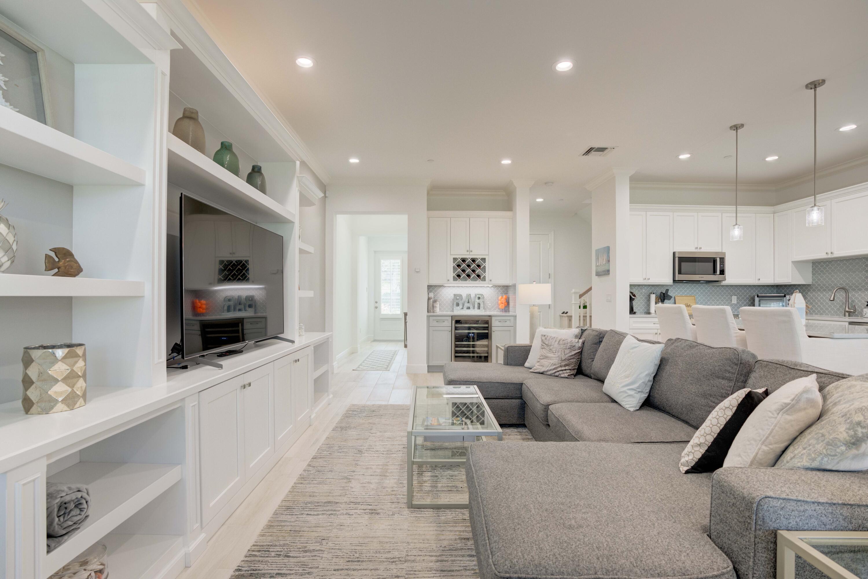 412 Inlet Waters Circle Jupiter, FL 33477 - Photo 5 of 62 33__mlp4947_48_49_50_51