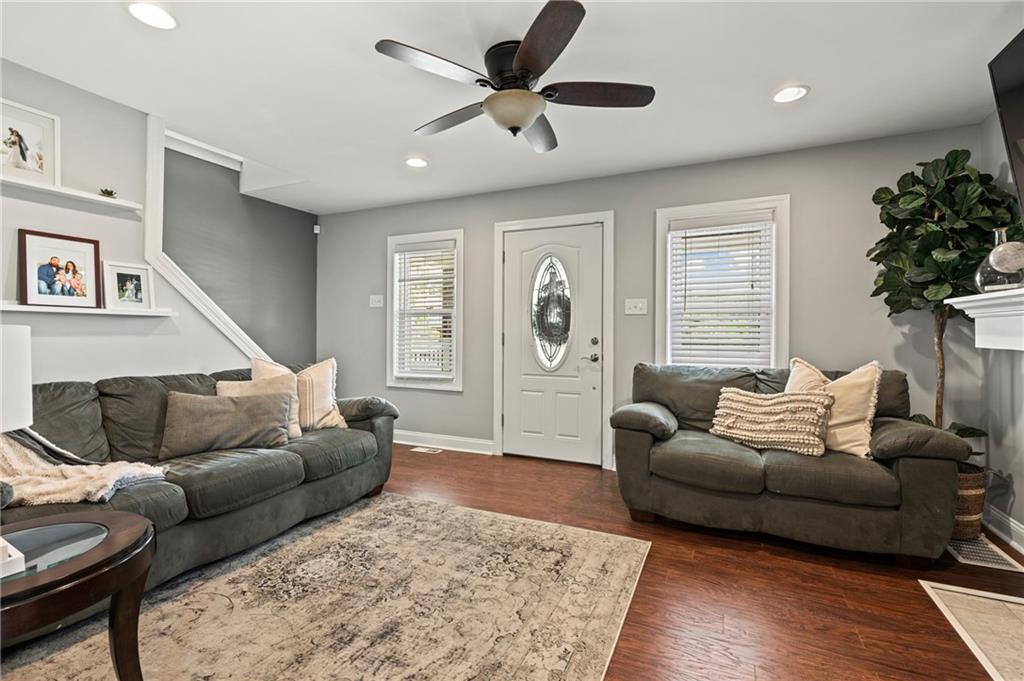 5311 Perrysville Road Pittsburgh, PA 15229 - Photo 5 of 23 Gallery Image 5