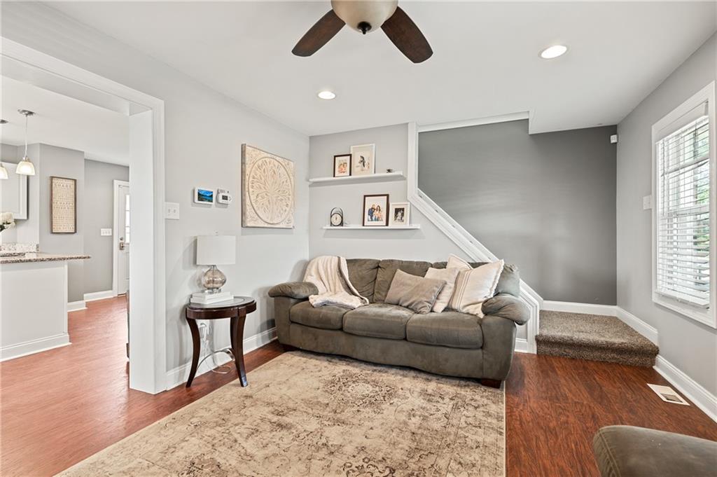5311 Perrysville Road Pittsburgh, PA 15229 - Photo 6 of 23 Gallery Image 6