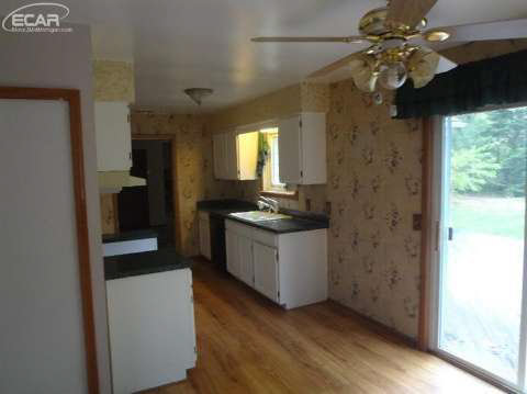 15151 Ripple Drive Linden, MI 48451 - Photo 6 of 10 20424228-5.JPG