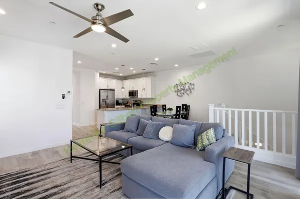 $2,550 | 4118 East Brisa Drive, Gilbert, AZ 85296
