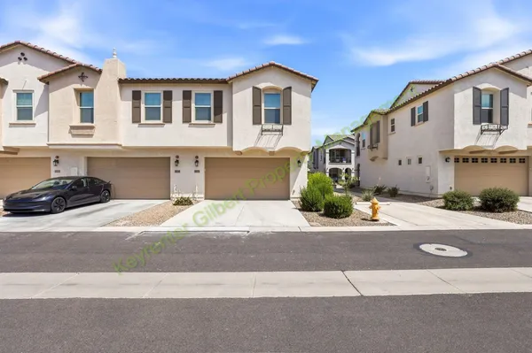 $2,550 | 4118 East Brisa Drive, Gilbert, AZ 85296