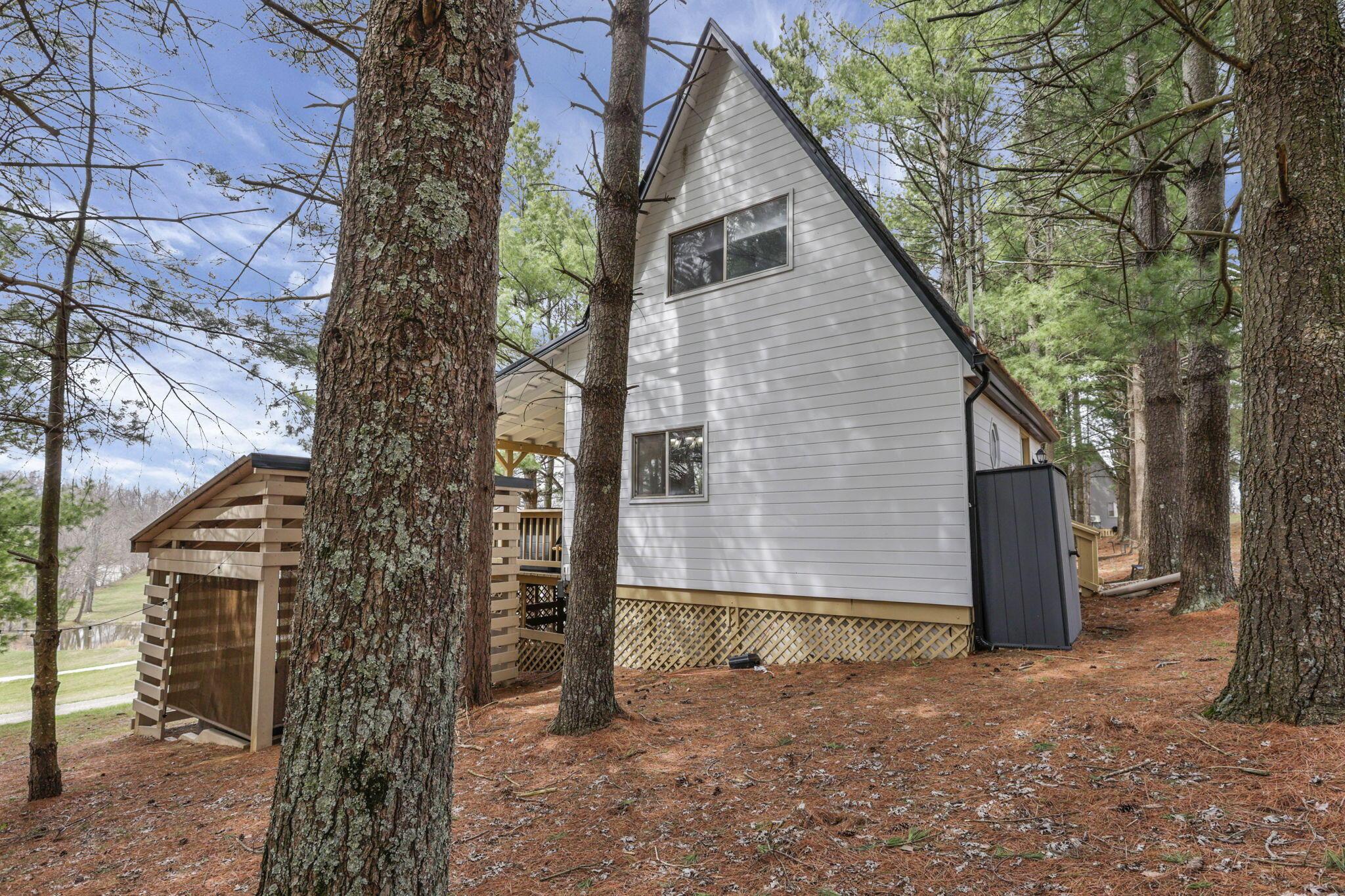 33014 Oliver Road Logan, OH 43138 - Photo 43 of 84 Kayu