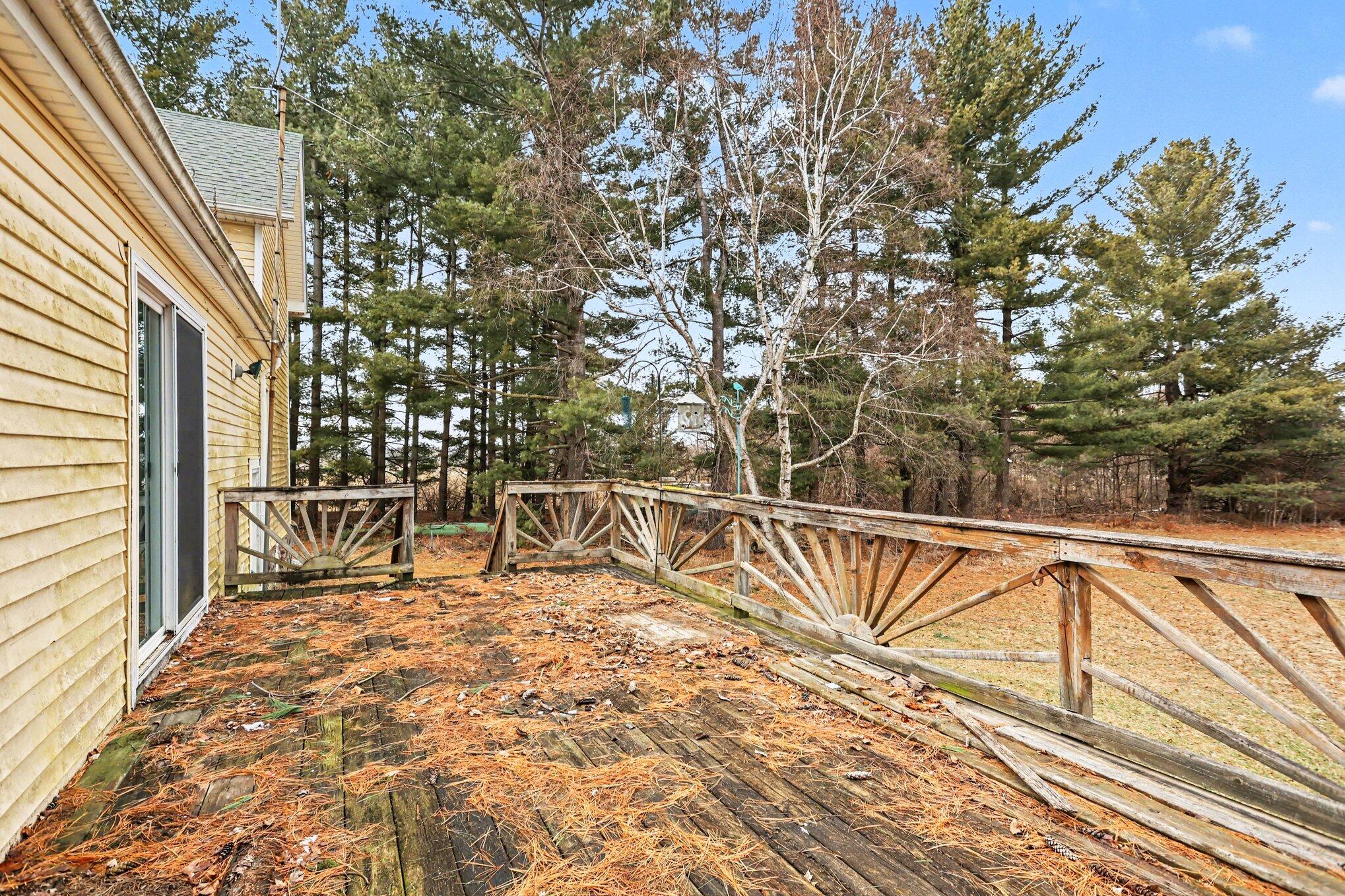 2750 Swaffer Road Millington, MI 48746 - Photo 6 of 35 005_file_7408