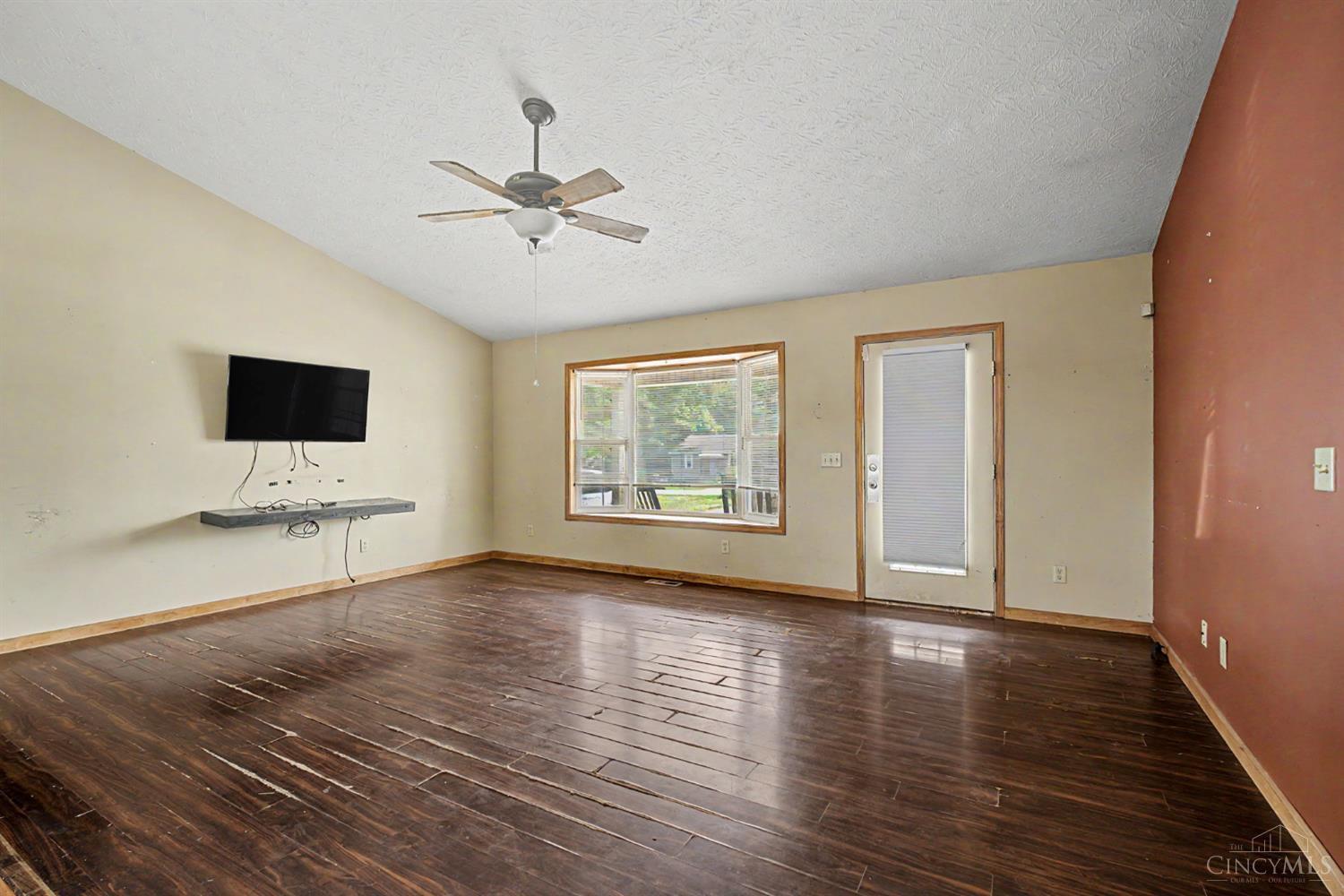 8320 Keister Road Middletown, OH 45042 - Photo 5 of 21