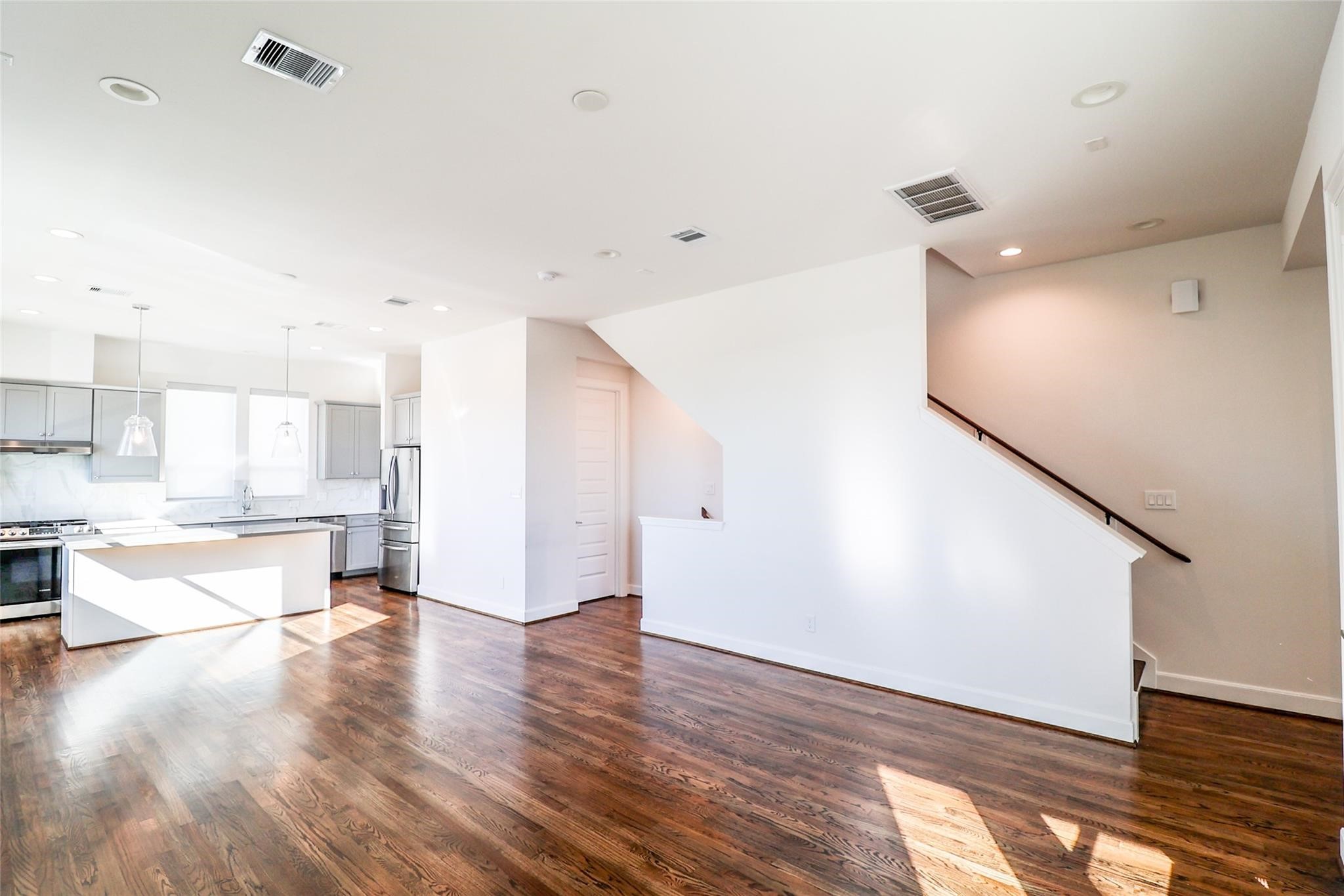 2745 Clinton Drive Houston, TX 77020 - Photo 6 of 32 a view of kitchen with furniture and wooden floor