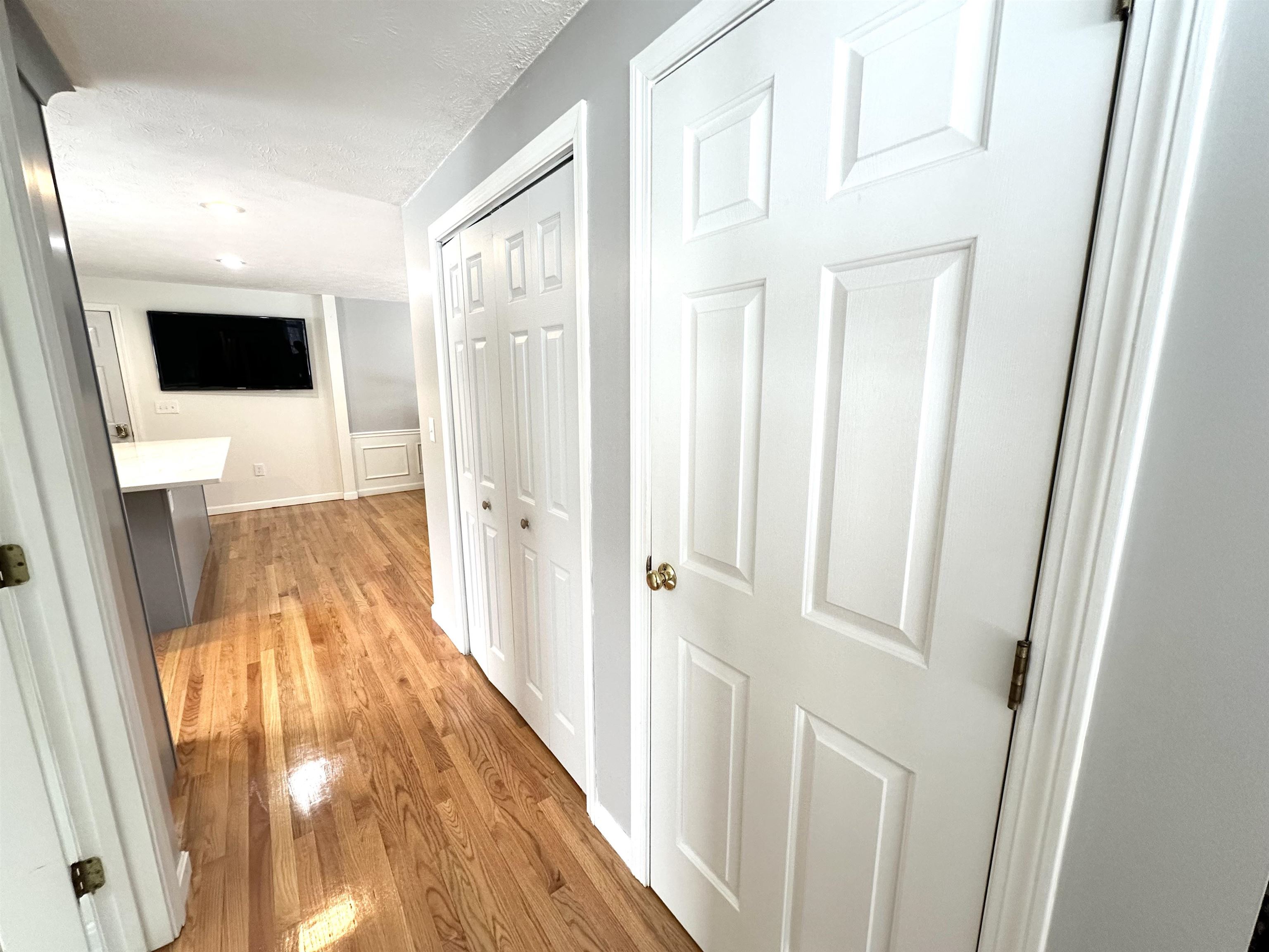 141 Ridge Road Nashua, NH 03062 - Photo 10 of 22 Gallery Image 10