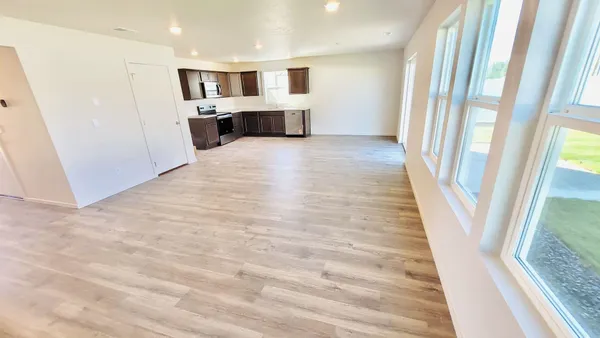 $409,995 | 1561 East A Street, Deer Park, WA 99006