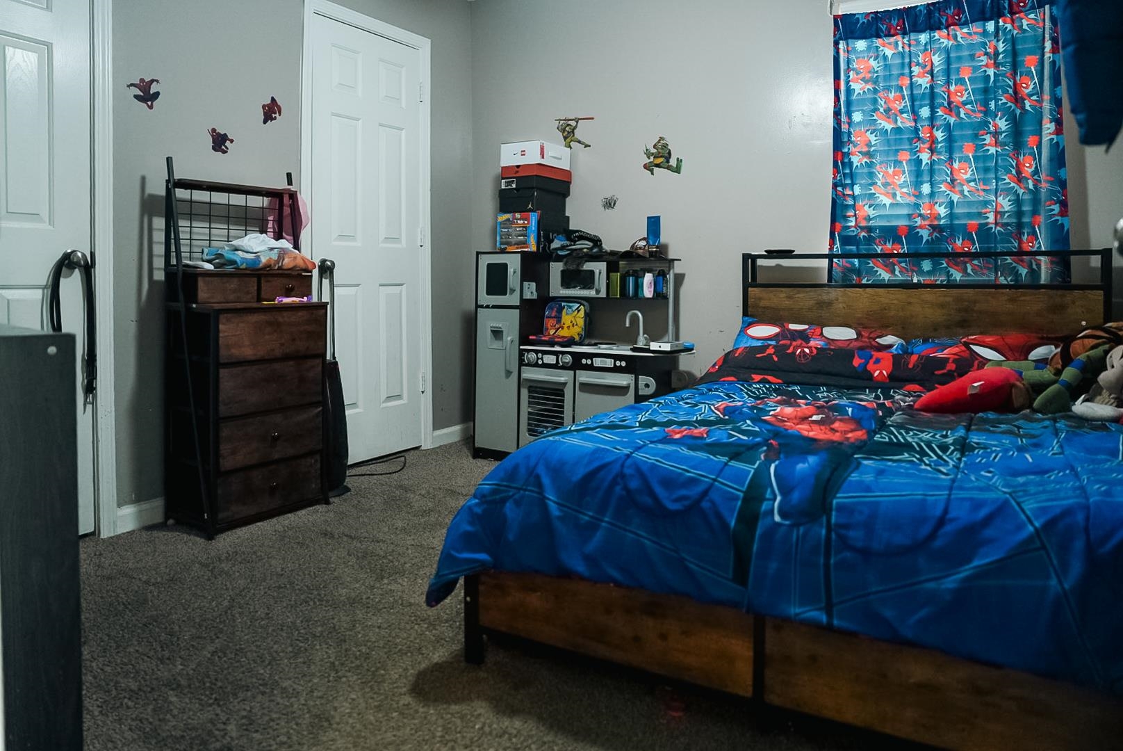 936 Porter Street Memphis, TN 38126 - Photo 18 of 22 Carpeted bedroom with baseboards