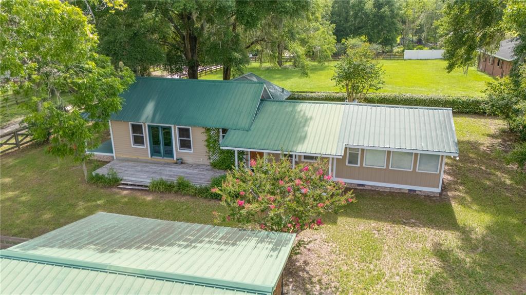 1501 Northeast 97th Street Road Anthony, FL 32617 - Photo 3 of 33 Gallery Image 3