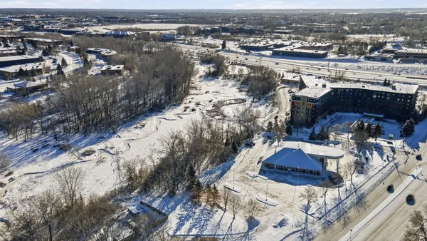 $215,000 | 14326 Fairway Drive, Eden Prairie, MN 55344