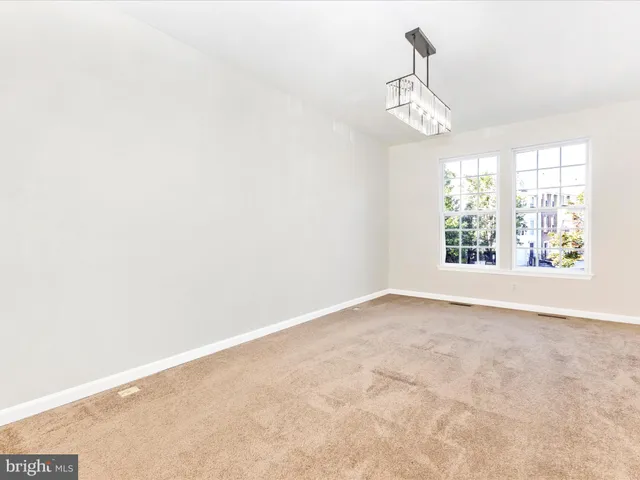 $399,951 | 7096 Water Oak Road, Unit 121, Elkridge, MD 21075