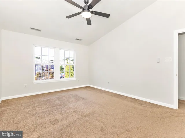 $399,951 | 7096 Water Oak Road, Unit 121, Elkridge, MD 21075