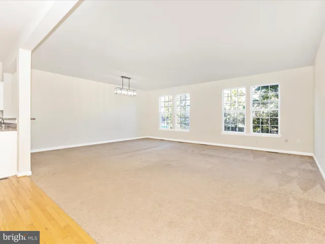 $399,951 | 7096 Water Oak Road, Unit 121, Elkridge, MD 21075