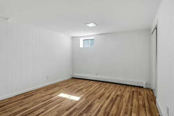 $3,900 | 35 Yennicock Avenue, Port Washington, NY 11050