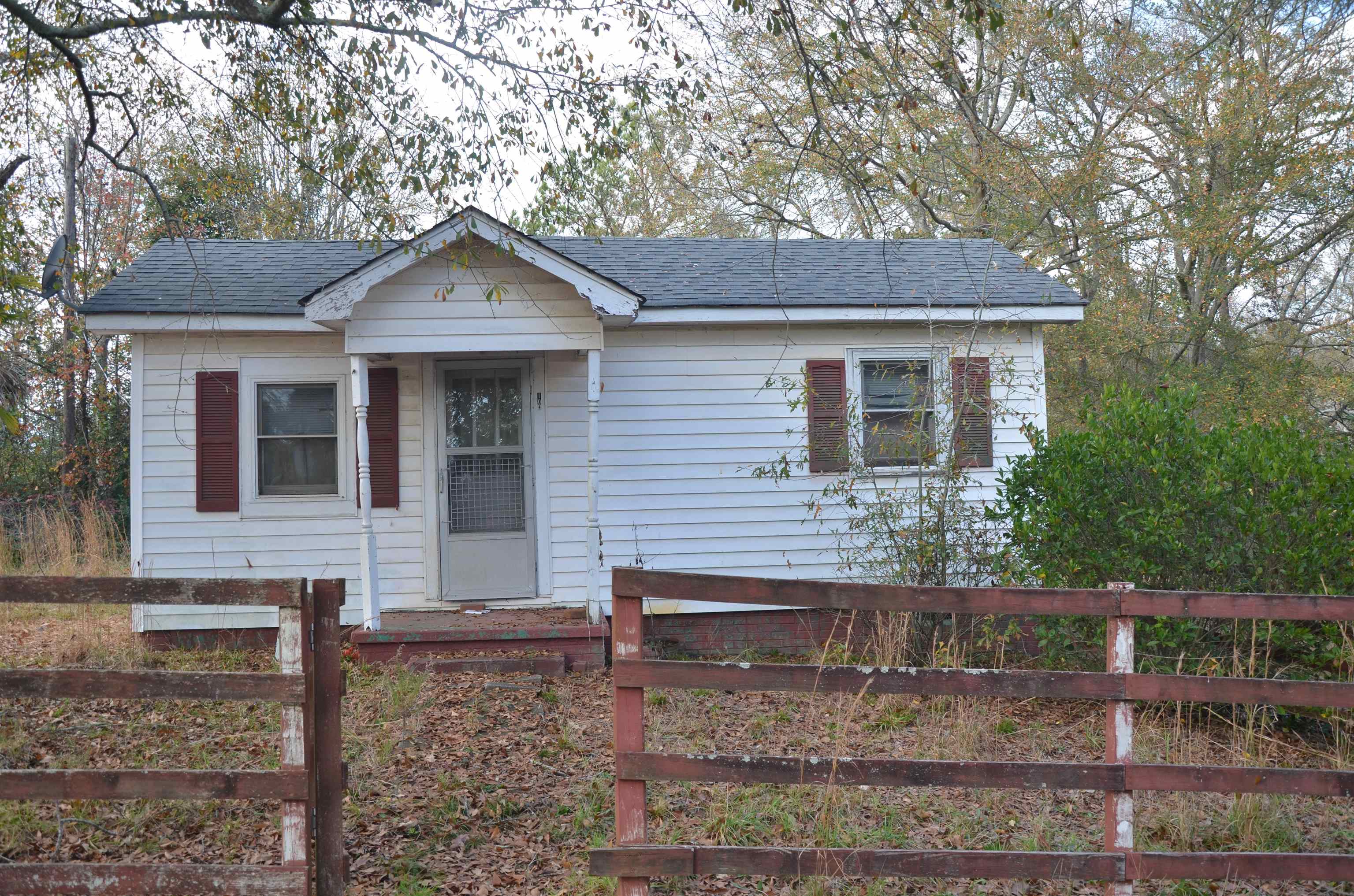 105 Mauldin Circle Iva, SC 29655 - Photo 3 of 3