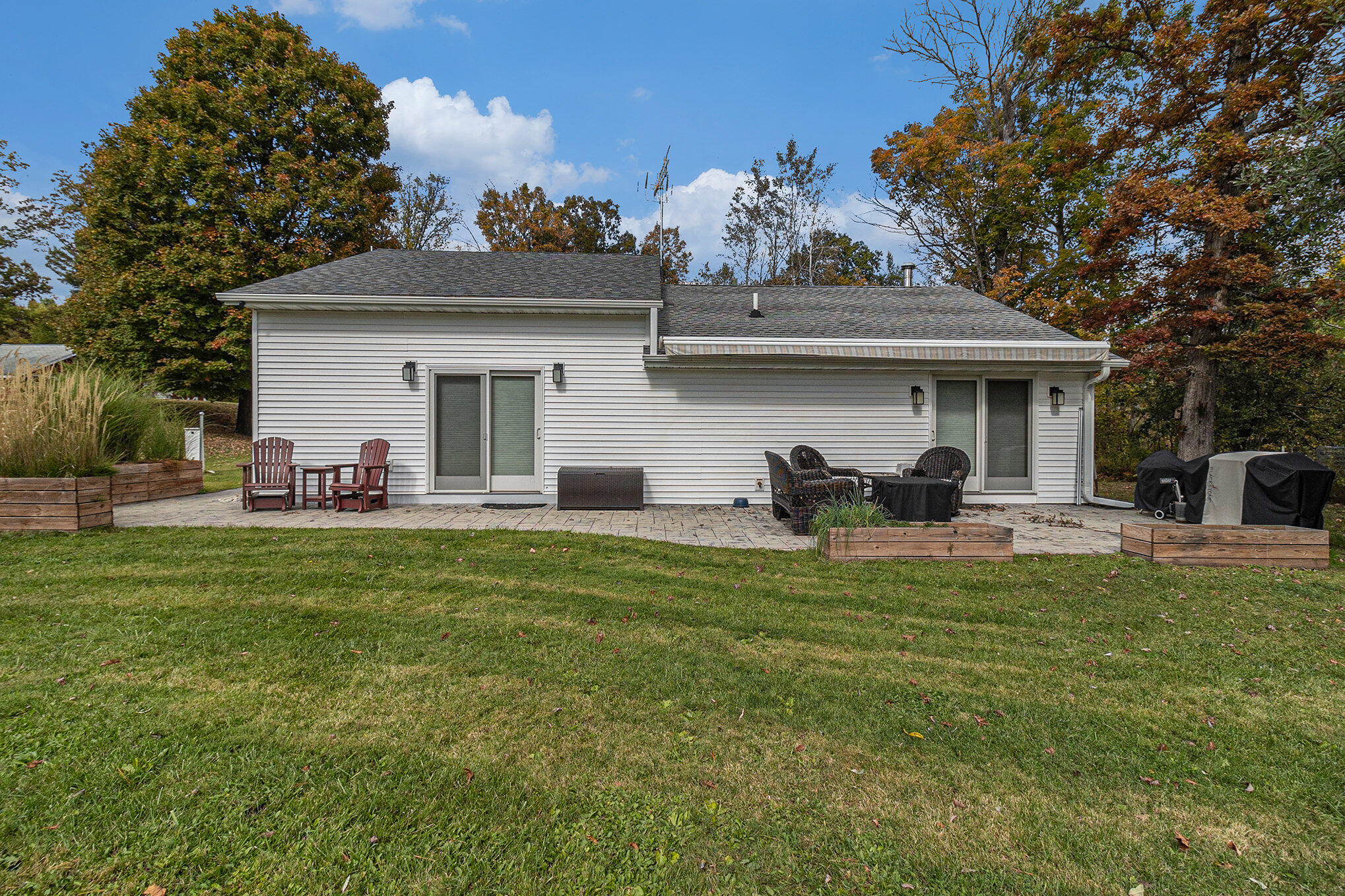 7657 Darlington Lake Road Hesperia, MI 49421 - Photo 2 of 21 014_5r6a0423_193
