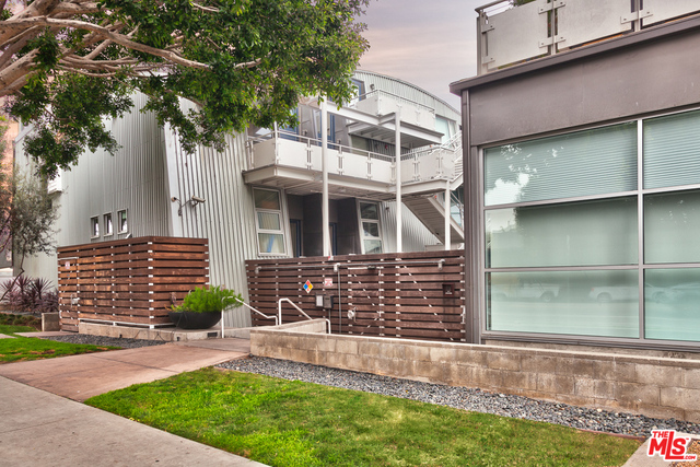 615 Hampton Drive, Unit C303 Venice, CA 90291 - Photo 1 of 19