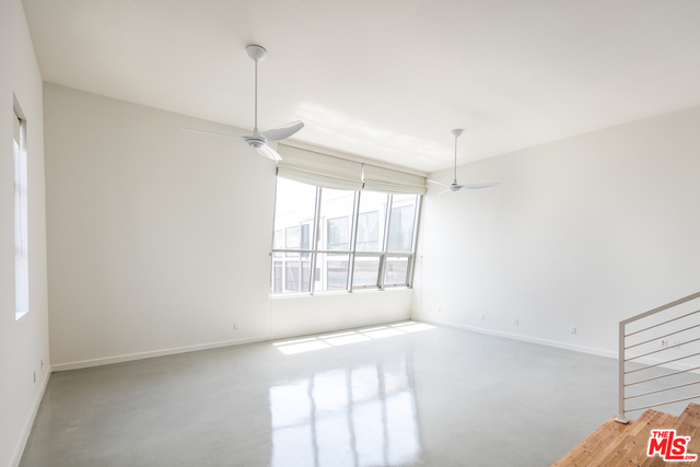 615 Hampton Drive, Unit C303 Venice, CA 90291 - Photo 3 of 19