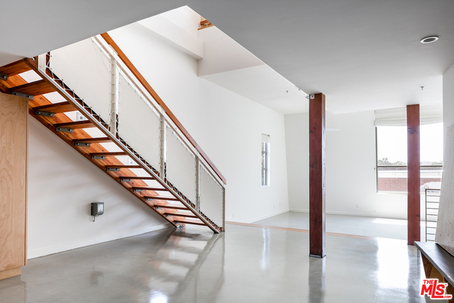 615 Hampton Drive, Unit C303 Venice, CA 90291 - Photo 9 of 19