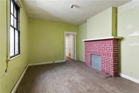$129,000 | 8217-19 Apple Street, New Orleans, LA 70118