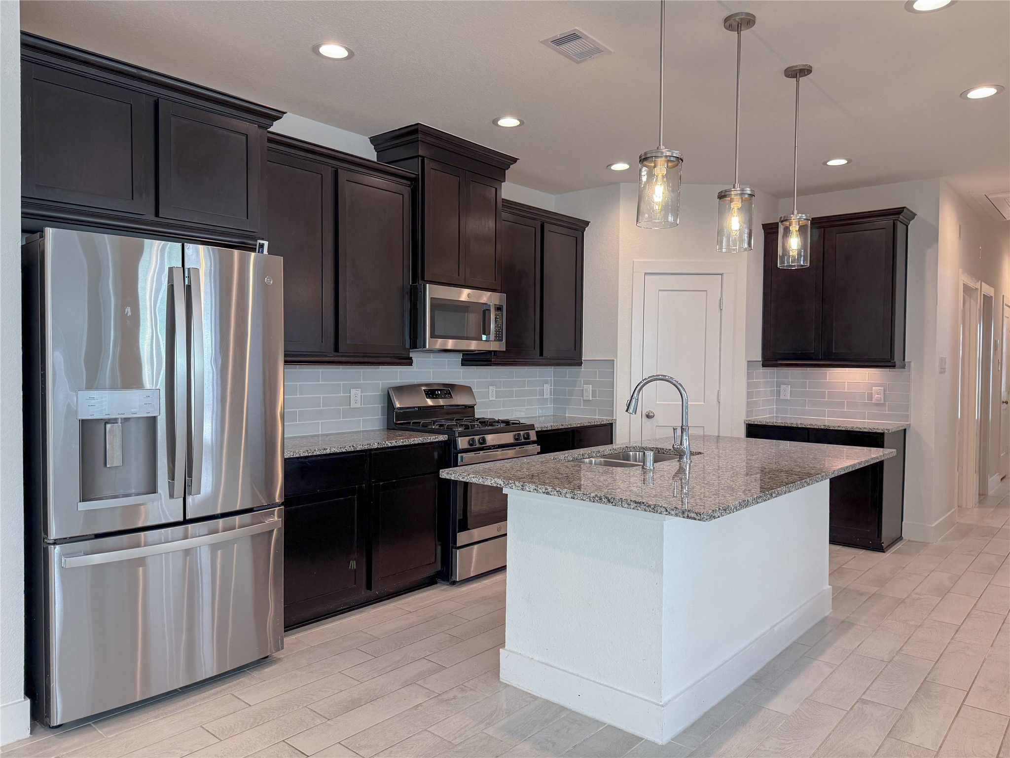 10030 Crescendo Way Manvel, TX 77578 - Photo 7 of 26