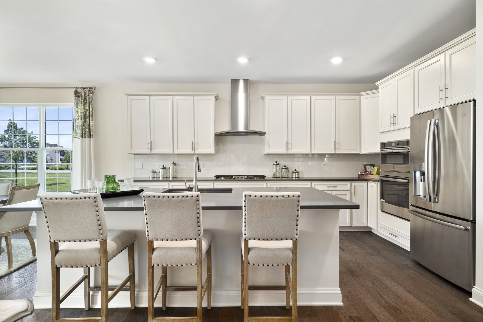 3640 Edelweiss Road Elgin, IL 60124 - Photo 7 of 22 Gallery Image 7