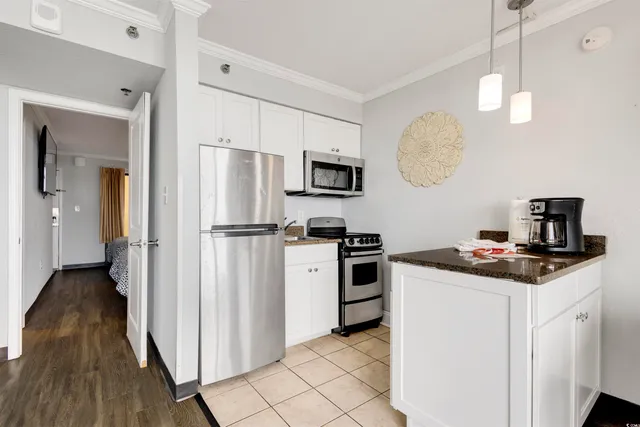 $159,900 | 6900 North Ocean Boulevard, Unit 1406, Myrtle Beach, SC 29572