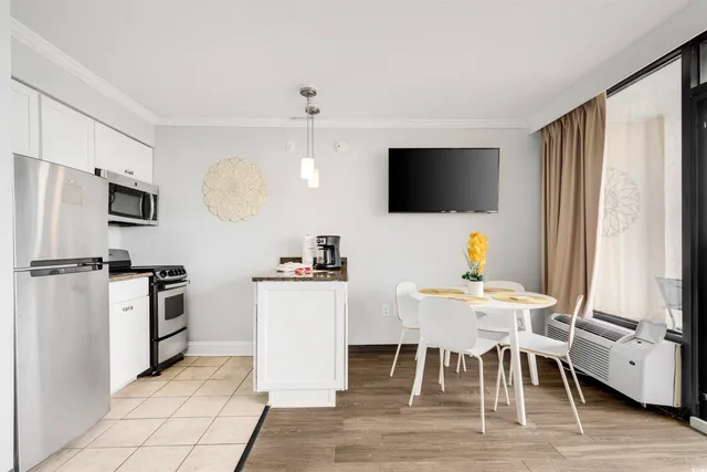 $159,900 | 6900 North Ocean Boulevard, Unit 1406, Myrtle Beach, SC 29572